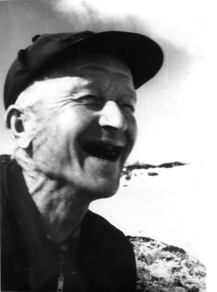 FLYGEBLAD OVER HOLBYGDA